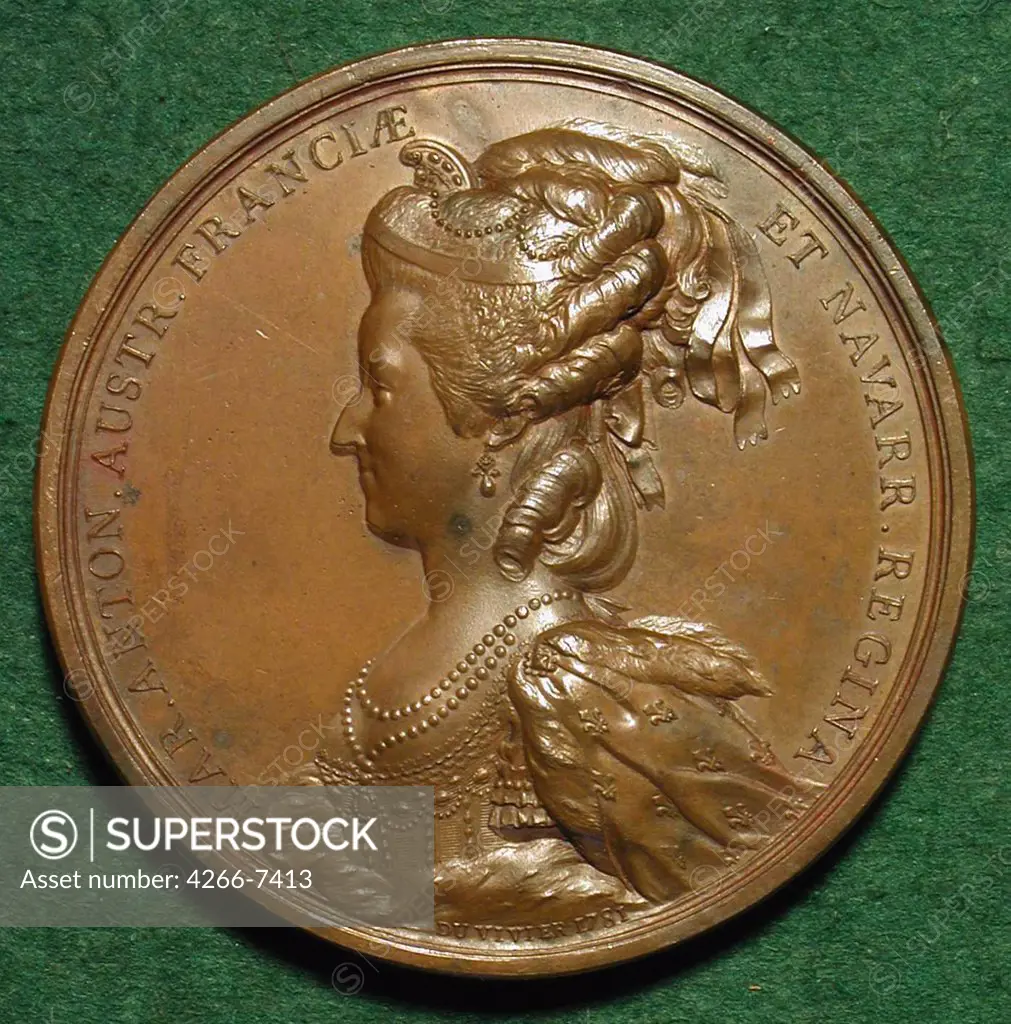 Medal with queen Marie Antoinette by Pierre-Simon-Benjamin Duvivier, bronze, 1781, 1730-1819, Private Collection, D 7,2