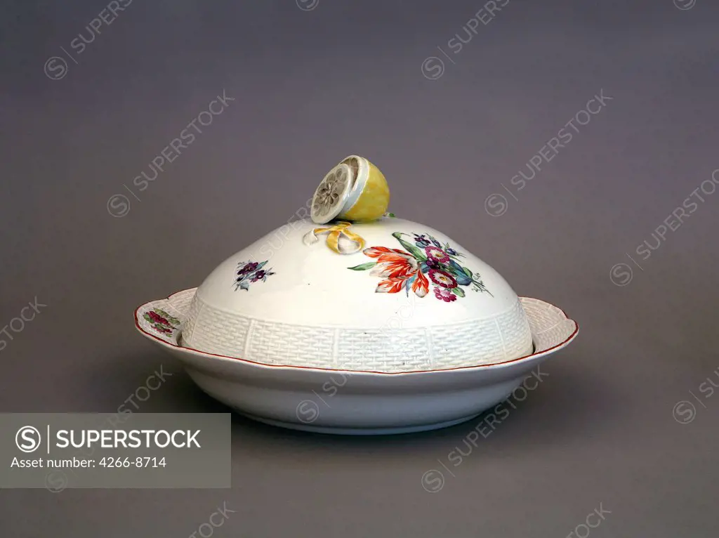 Bowl by Russian master, Porcelain, overglaze decoration, 1775-1780, Russia, St. Petersburg, State Open-air Museum Peterhof