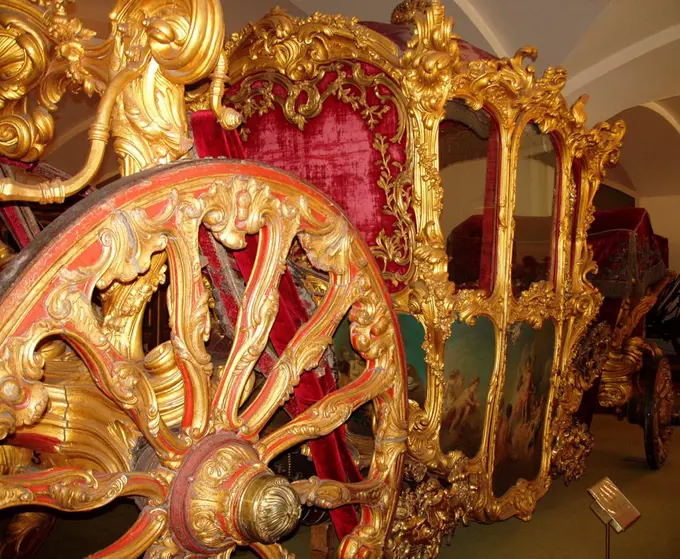 Empress Elisabeth Petrovna's Royal Coach by Drillerosse, A. (active Mid of 18th cen.)/ State Armoury Chamber in the Kremlin, Moscow/ 1754/ France/ Wood, tempera/ Rococo/ History,Objects