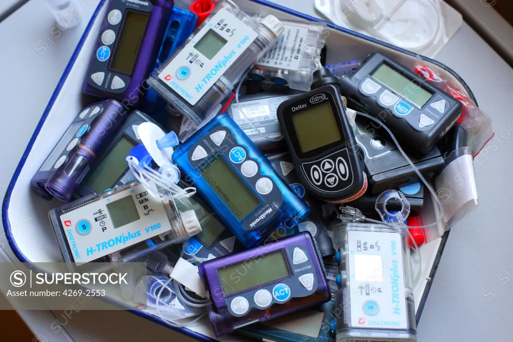 Different external insulin pumps. Department of Endocrinology of the Pr Jacques Bringer, hospital Lapeyronie, University hospital of Montpellier, France.