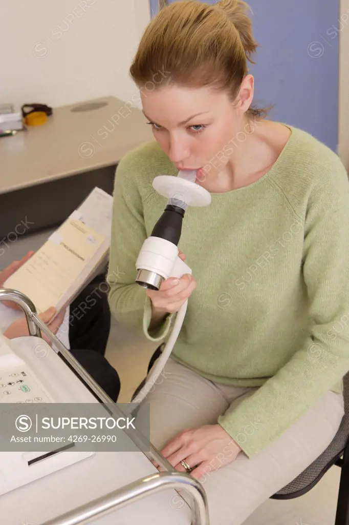 Spirometry. Lung function testing (spirometry) examination included into the annual Social Security Health checkup.