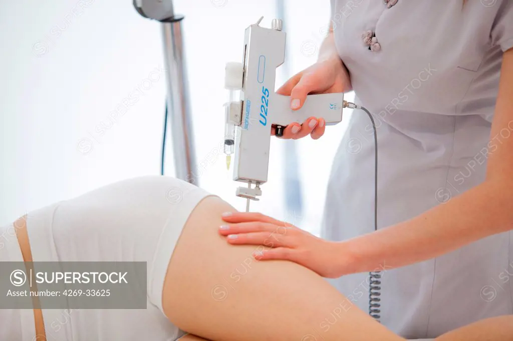 Mesotherapy by injection used in the cellulite treatment.