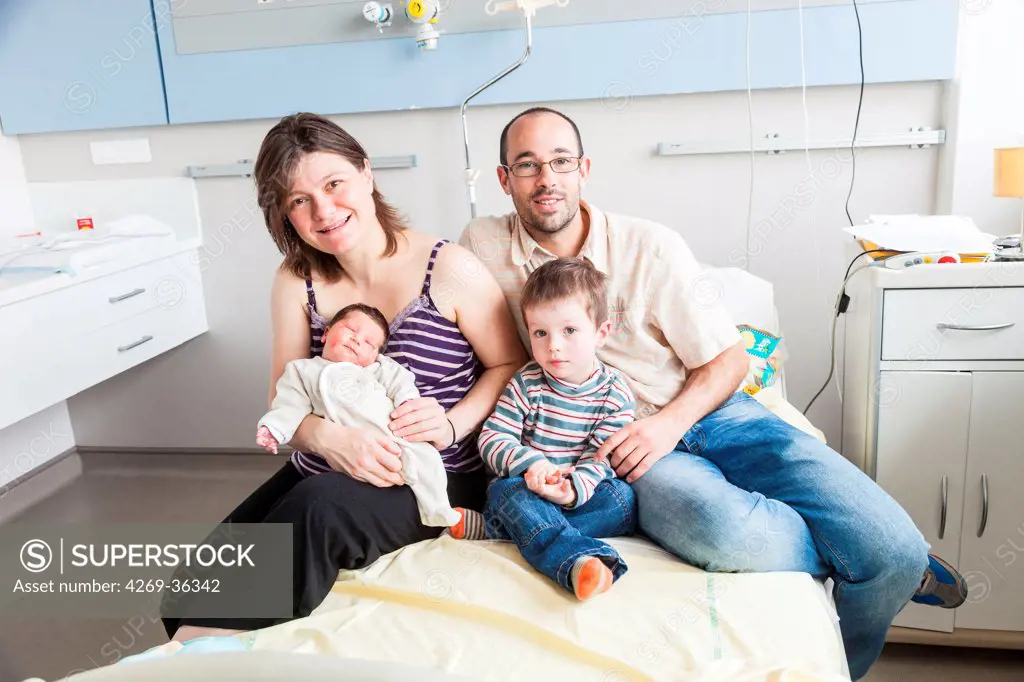 Family and newborn baby Maternity department, Cochin hospital, Paris, France