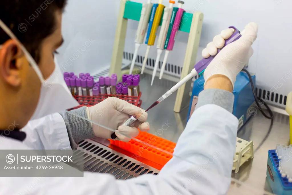 Researcher in a laboratory of the Centre de Reference National des Hepatites virales, Henri Mondor Hospital, Creteil, France.