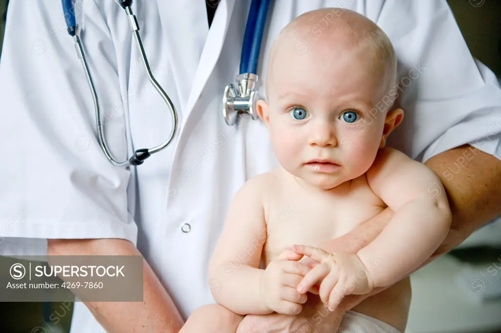 9 months old baby in consultation with paediatrician.