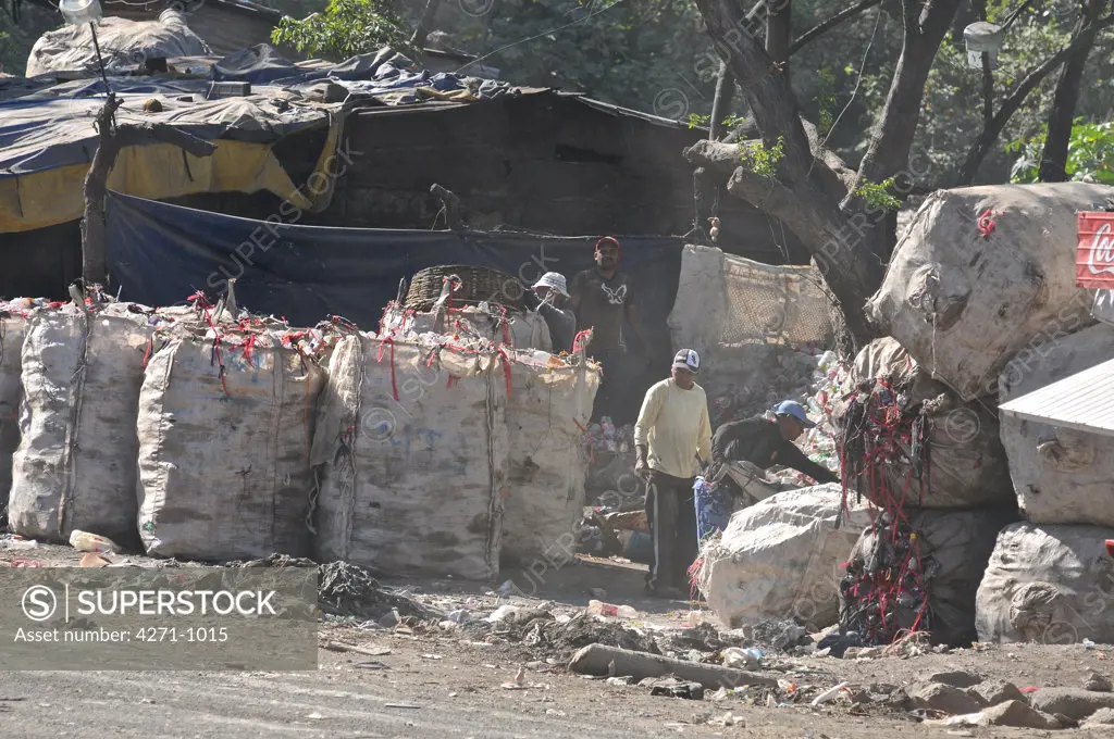 Nicaragua, Managua, Workers at La Chureca Industrial waste disposal site