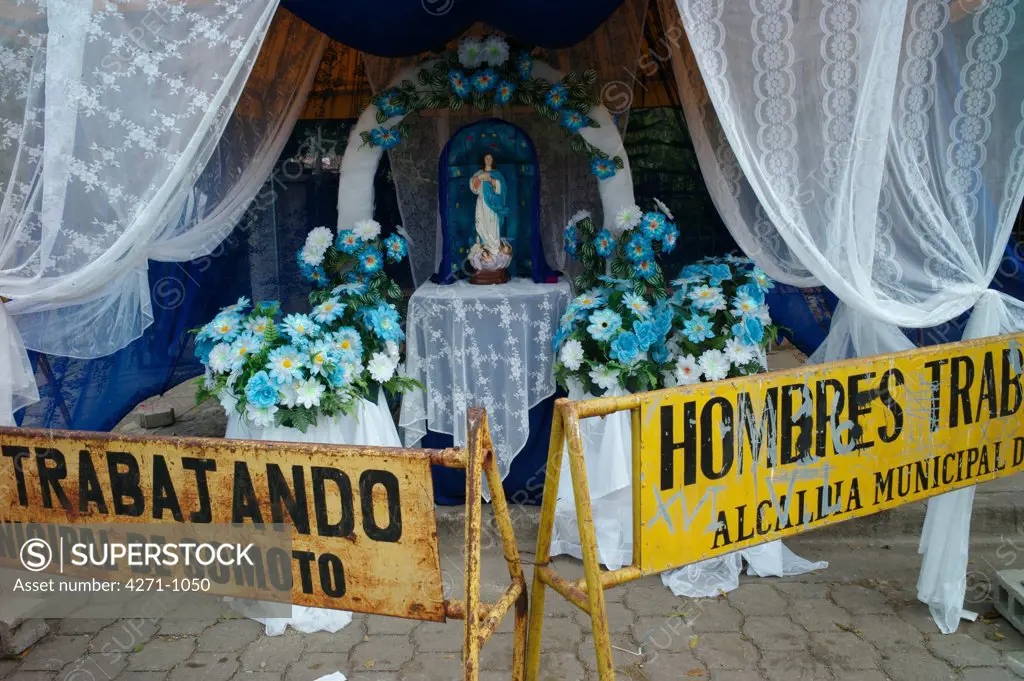 Nicaragua, Dipilto, Religious shrine in town of the mountainous Nueva Segovia