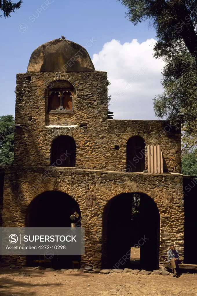 Founded in 1636 by Emperor Fasiladas, Gonder became Ethiopia's first permanent capital and flourished for 200 years.