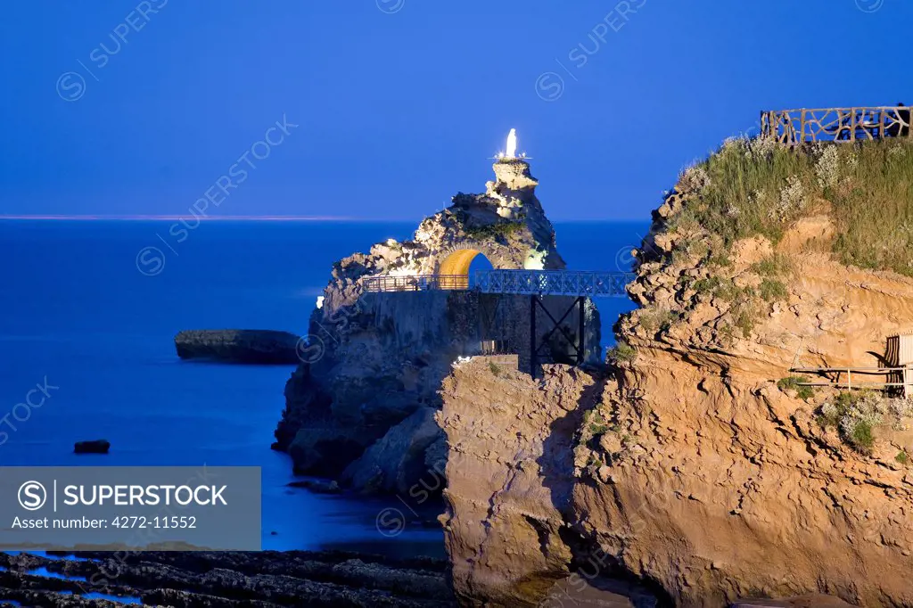 Rocher de la Vierge, port Vieux, Biarritz, the Basque Provinces, France