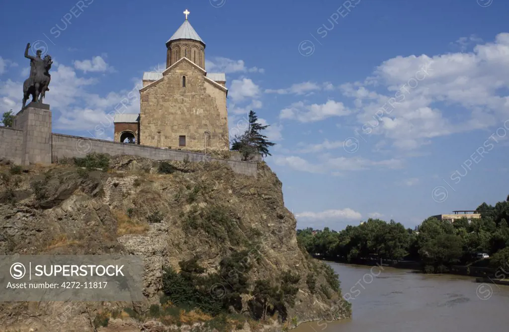Metekhi Church and the equestrian statue of Vakhtang Gorgasali overlook the Mtkvari River.