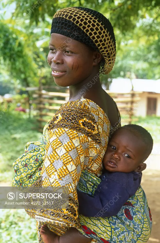 Ghana, Volta Region, Hohoe. Woman and baby near Hohoe, Volta.