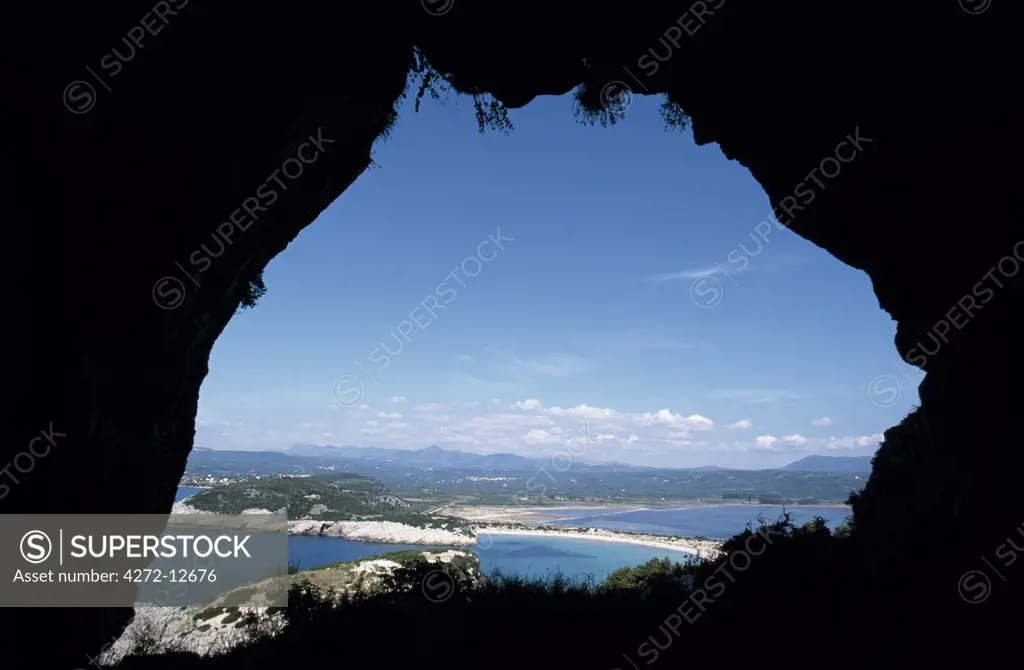 Named after a 13th century Mycenean king, Nestor's Cave (or Spilia tou Nestora) commands suberb views along the southwest Peloponnese coast. The impressive cave may have been the inspiration for Homer's cave in which Nestor kept his cows.