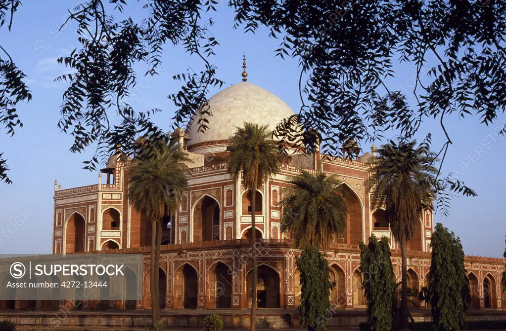 Humayun's Tomb, New Delhi (but not really a New Delhi building; it actually stands alongside the medieval Muslim area called Nizamuddin).