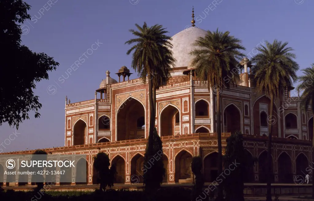 India, Delhi. Humayun's Tomb, New Delhi (but not really a New Delhi building; it actually stands alongside the medieval Muslim area called Nizamuddin).