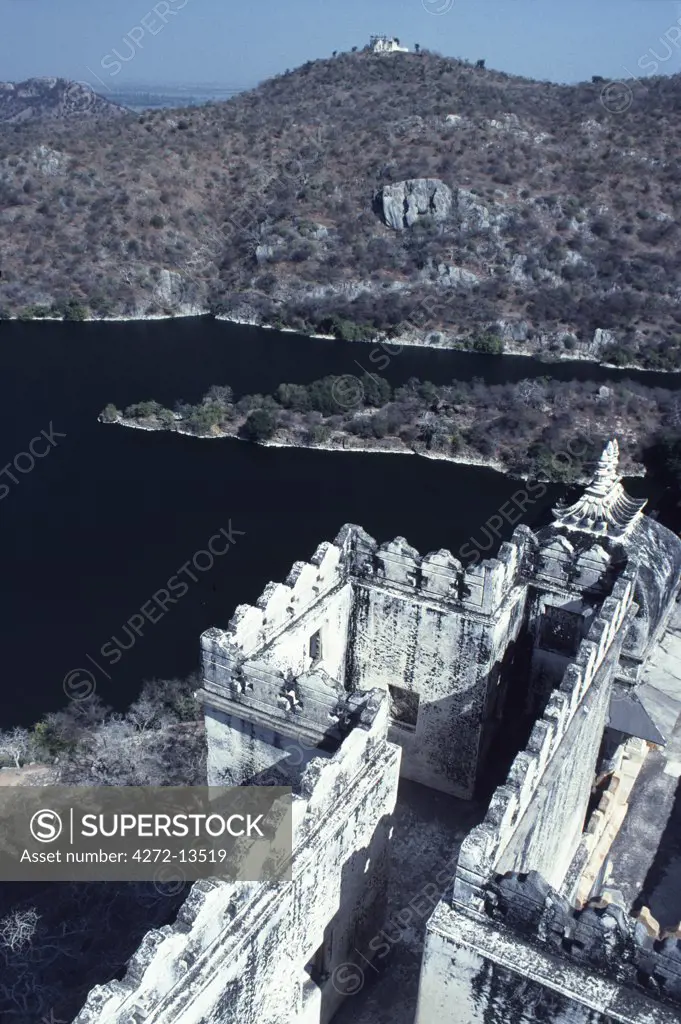 India, Rajasthan, Jaisamand Lake Udaipur. Dammed in the 17th century by Maharana Jai Singh, stark hillsides now enclose Jaisamand Lake. A huge artificial lake, reputedly one of the largest in Asia.