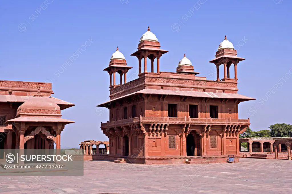 Looking towards the Diwan-I-Kas is also known as the The Jewel House or the Ekstambha Prasada (Palace of Unitary pillar). Uttar Pradesh, Fatehpur Sikri, Agra District. India.