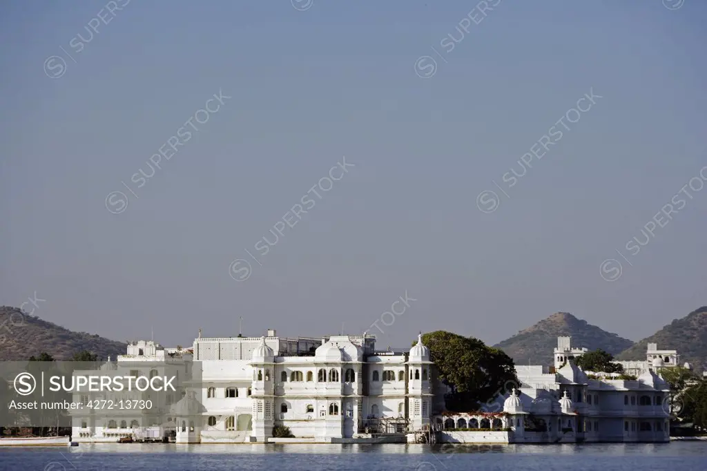 India, Rajasthan, Udaipur. The Lake Pichola Hotel a legendary palace standing on a peaceful island Bramhapuri on the western Banks of Pichola Lake