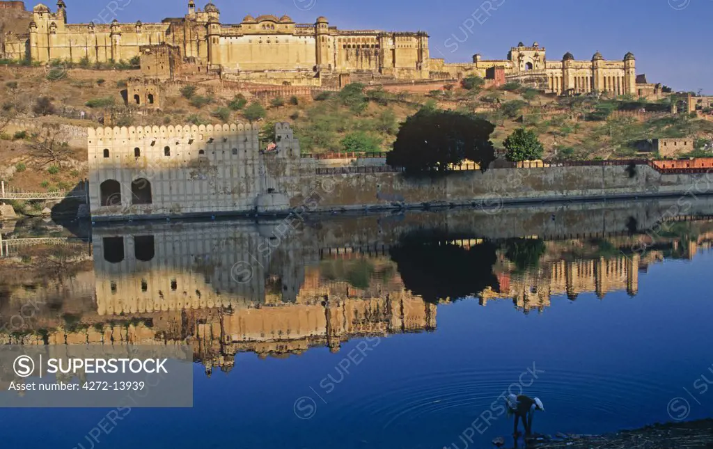 India, Rajasthan, Jaipur. The Amber Fort near Jaipur, State of Rajasthan, India