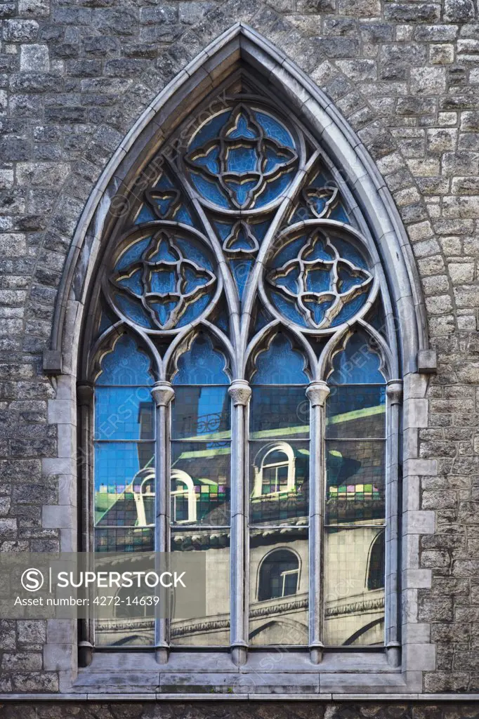 Ireland , Dublin 2, Suffolk Street, Architectural window detail of the Dublin Tourism Office.
