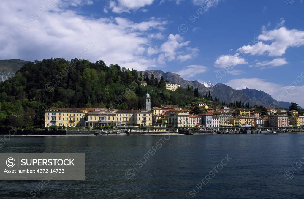 Arriving at Bellagio, situated on a promontary in the centre of Lake Como, The Grand Hotel Villa Serbelloni  on the left.