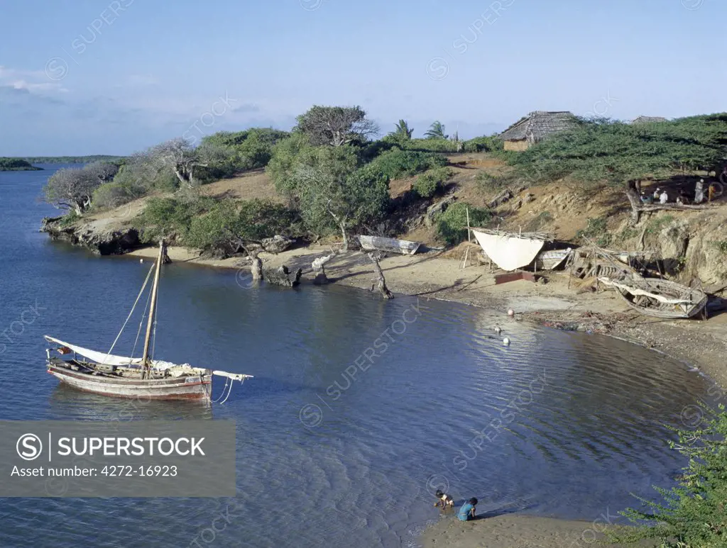 A small sheltered harbour on the island of Kiwaiyu, north of Lamu.