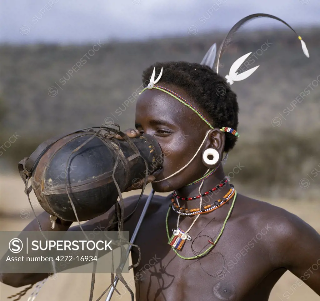 Up to a year before his circumcision, a Samburu boy will style his hair in a distinctive 'pudding bowl' shape and often rub charcoal and fat into it. Uncircumcised boys are considered children whatever their age.  They have no standing in the tribe and do not belong to an age-set.