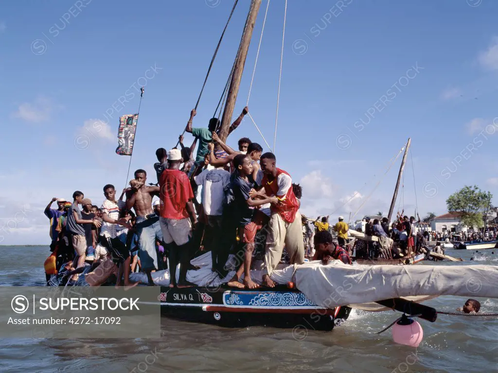 As a part of Maulidi, Lamu Islands celebrations to mark the birthday of the Prophet Mohamed, a keenly fought boat race is held.  Maulidi is a joyous event in Lamu and attracts pilgrims from all over East Africa and sometimes farther afield.