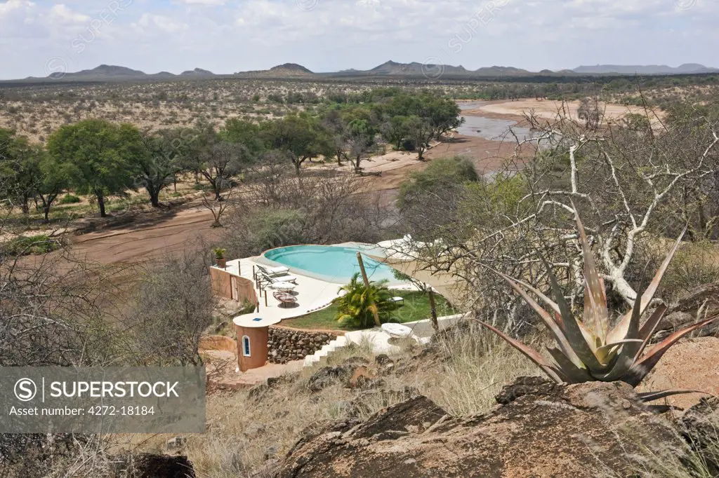 Kenya, The swimming pool of the luxurious Sasaab Lodge on the banks of the Uaso Nyiru River