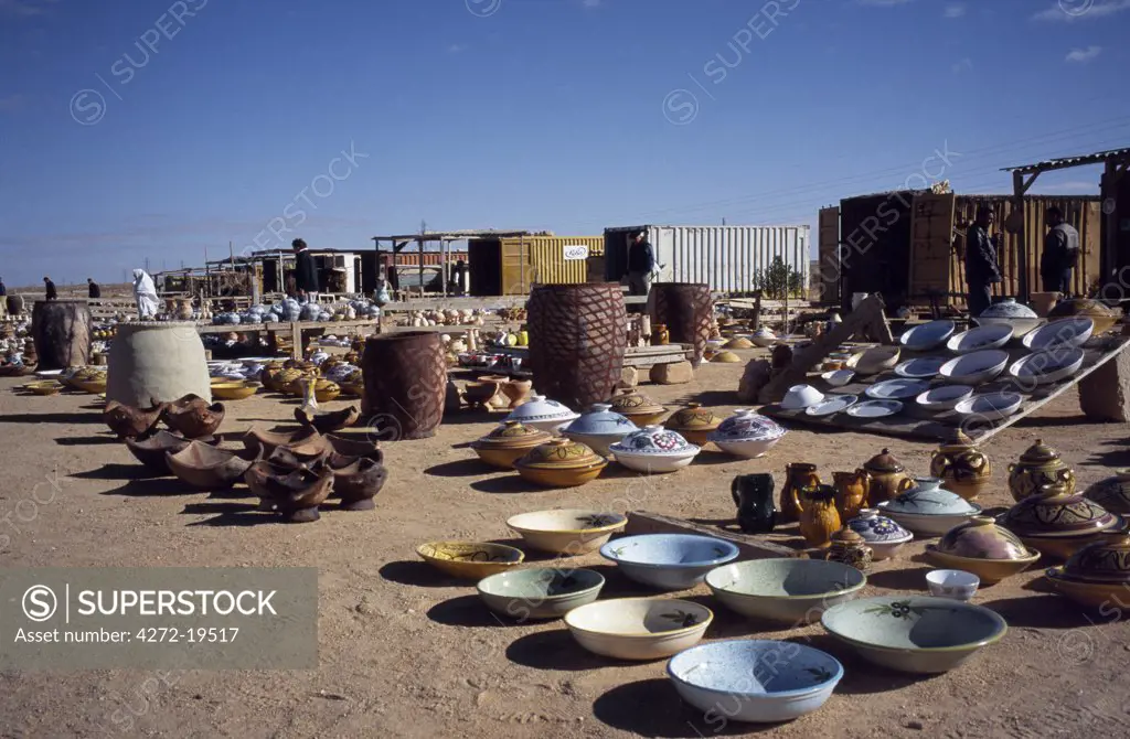 Pottery stalls alongside the road from Tripoli to Gharyan which is famous for its pottery.