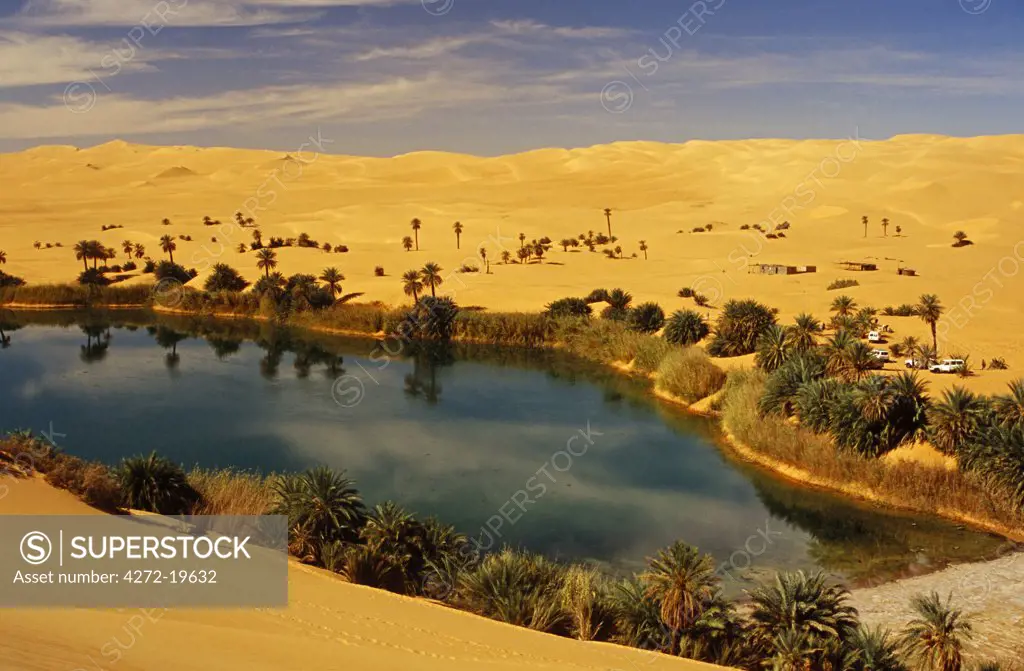 Libya, Fezzan, Edeyen Ubari, nr Ubari. The Dawada (aka Ramla) Lakes comprise several oasis pools such as Um al Ma