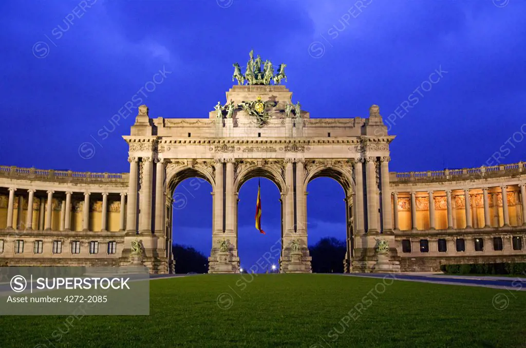 Belgium, Wallonia, Brussels; The Arch du Triomphe, one of the city's milestones.