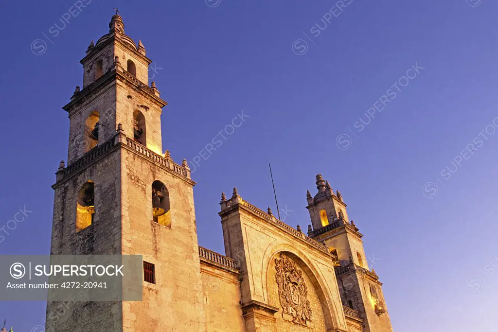 Cathedral of San Ildefonso, Merida, Yucatan State. The Cathedral was built in the 2nd half of the 16th Century. Many of its valuables were looted during the Revolution.