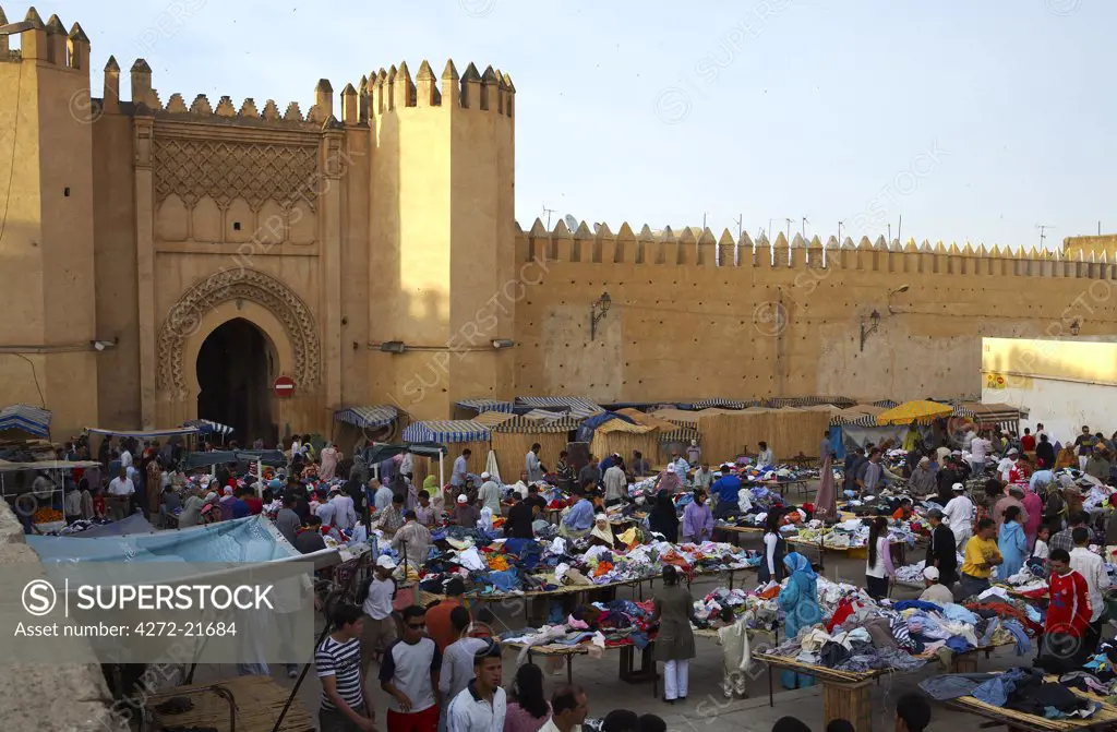 Morocco, Fes. The Second hand market in front of the restored Bab Chorfa.