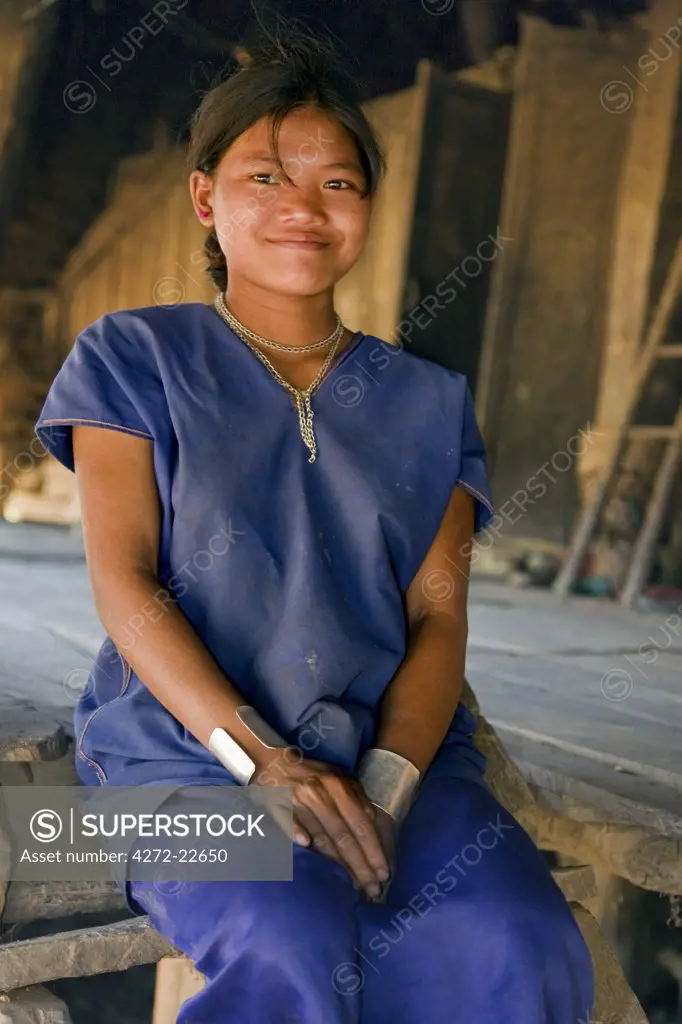 Myanmar, Burma, Wan-seeing.   A Loi girl at Wan-seeing village.  The Loi, a Hill Tribe, live in seven villages scattered over a large forested area of the Shan Mountains.