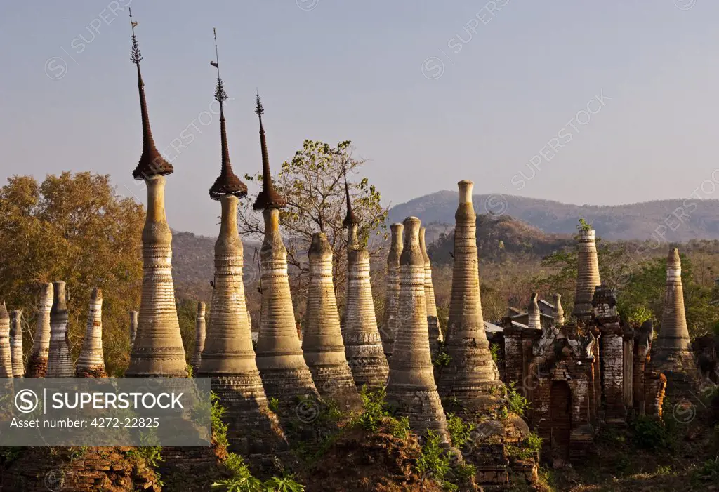 Myanmar, Burma, Inle Lake. Ancient Buddhist shrines, stupas and pagodas at Shwe Inn Thein Paya, Indein, on the shores of Lake Inle.