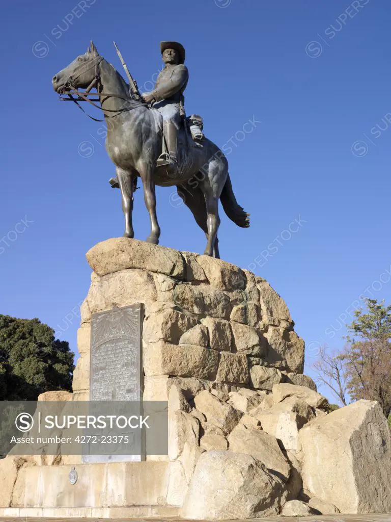 The Equestrian Statue in Windhoek commemorates the German soldiers who were killed during the wars to subdue the Nama and Herero people between 1903 and 1907. Behind the statue is the old fort, built by the first Schutztruppe (German colonial troops) when they arrived around 1890. The building now forms part of the National Museum.