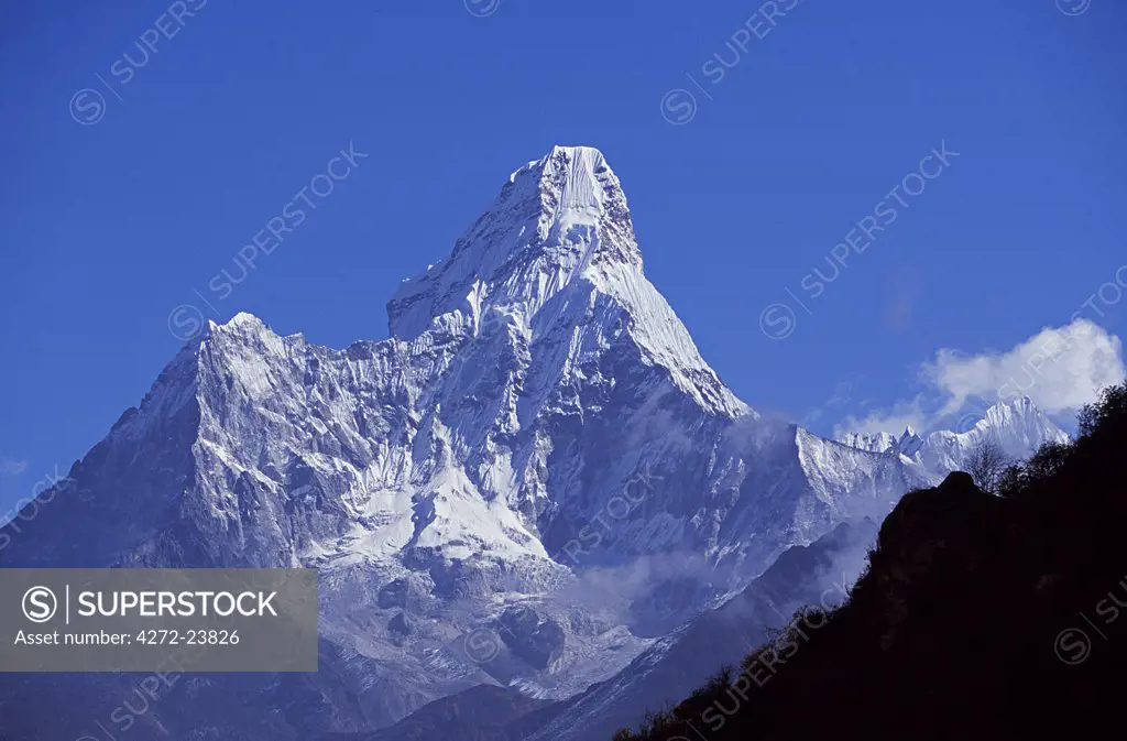 West face and summit of Ama Dablam 6814m