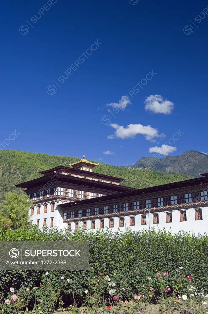 Asia, Bhutan, Thimphu, Autumn Tsechu festival at Trashi Chhoe Dzong
