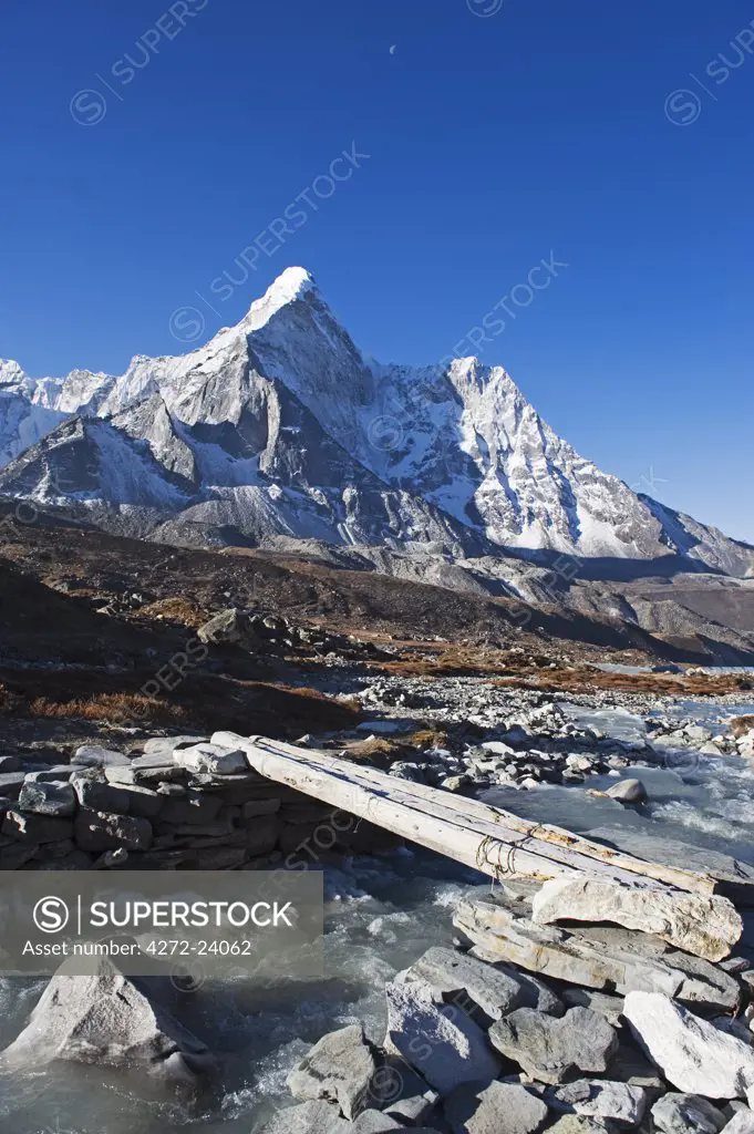 Asia, Nepal, Himalayas, Sagarmatha National Park, Solu Khumbu Everest Region, Unesco World Heritage, Ama Dablam (6812m)