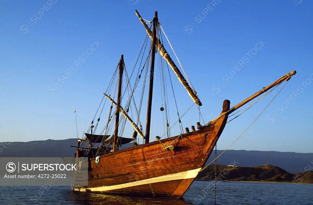 The khotiya-type dhow Sanjeeda at anchor off Mirbat, Oman.