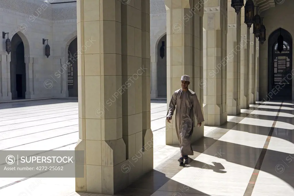 Oman, Muscat, Ghala, Al Ghubrah (Grand Mosque) Mosque. The mosque, a magnificent example of modern islamic architecture, was built for the nation by Sultan Qaboos to mark the 30th year of his reign and is open, at certain times, to non-Muslims.