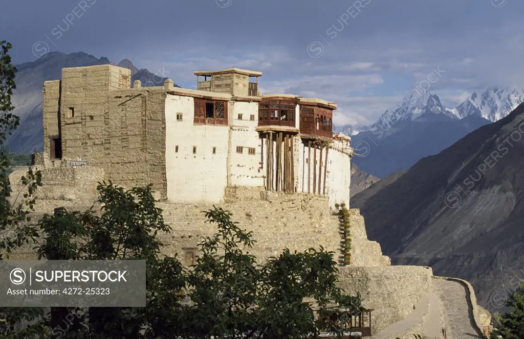 The famous 19th-century Baltit Fort towers over the village of Karimibad and is one of the major sights of the Karakorum Highway.