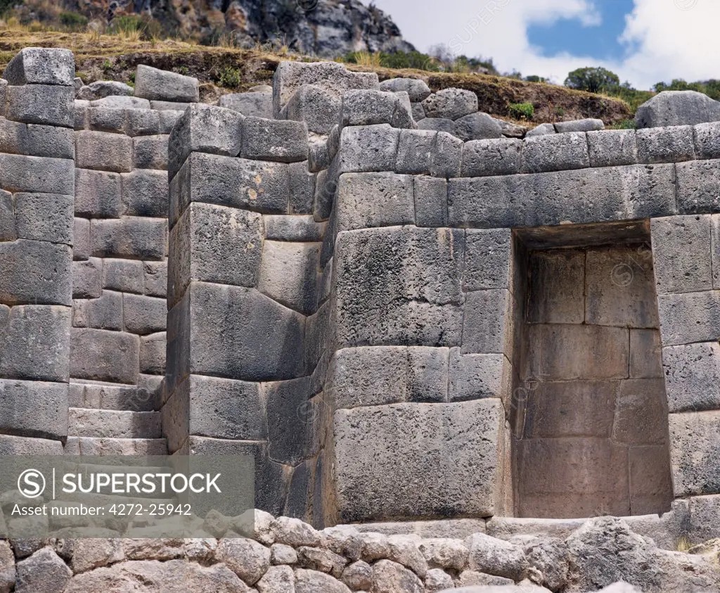 Inca stonework with classic Trapezoidal niche stairway