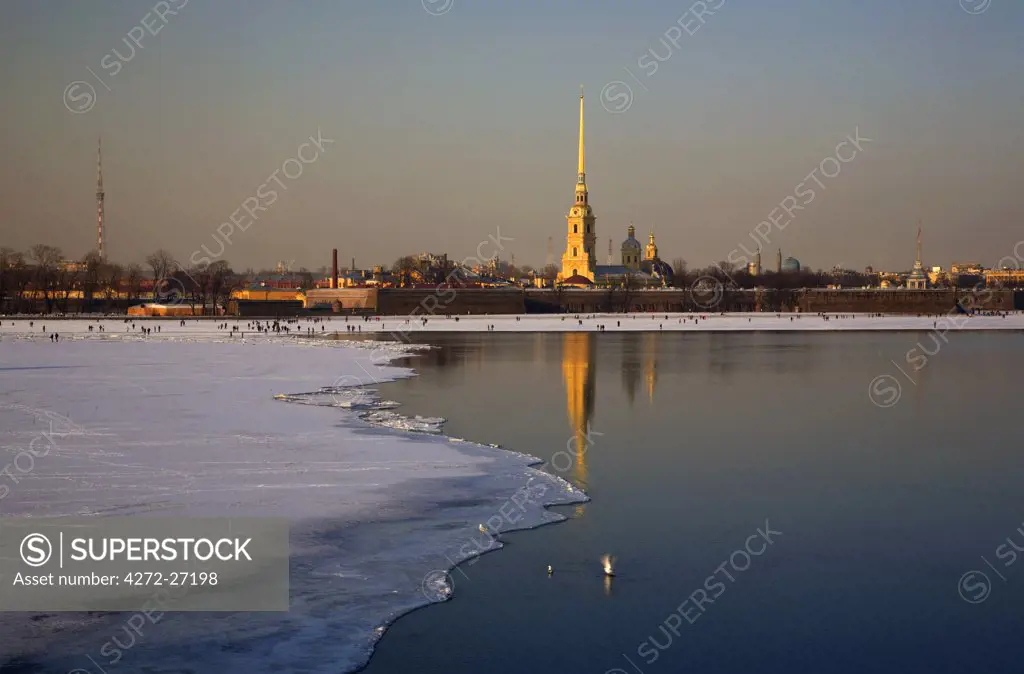 Russia, St.Petersburg; The Golden Pointed bell tower of St.Peter's and St.Paul's Cathedral where the last of the Romanovs are buried.