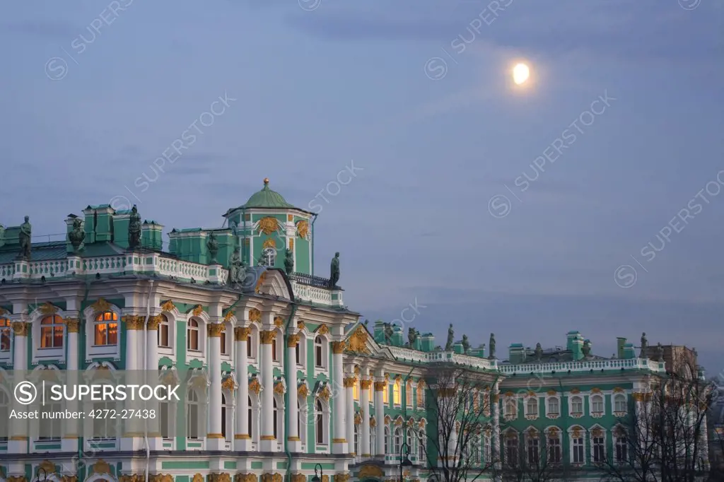 Russia, St. Petersburg; The State Hermitage Museum spectacular Baroque exterior, designed by Bartolomeo Rastrelli.