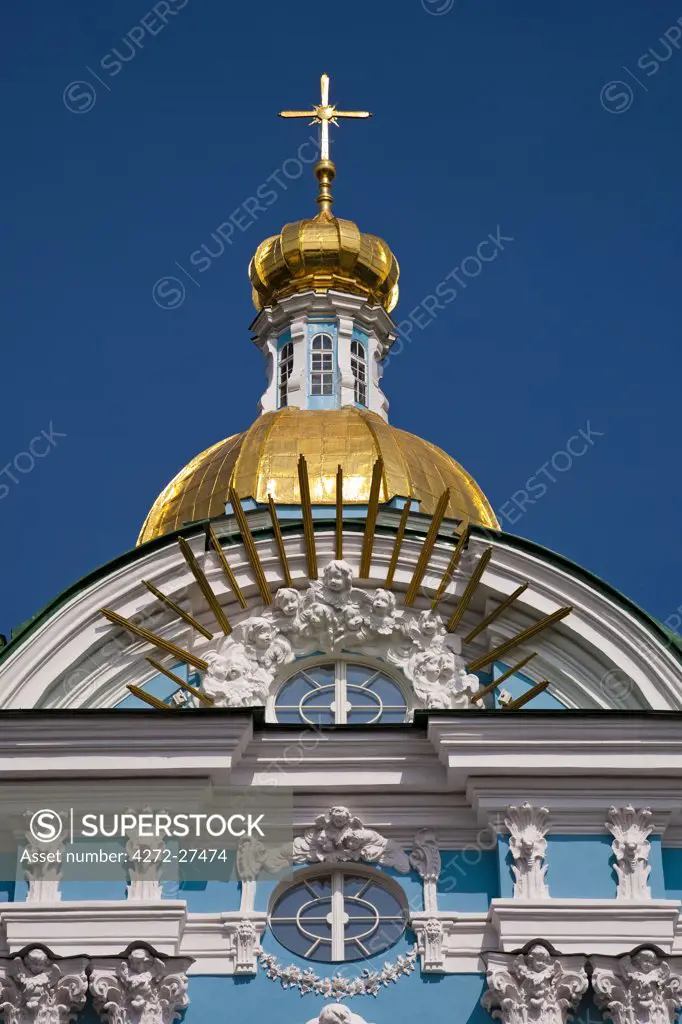 St Nicholas' Cathedral, built between 1753 and 1762 for the use of sailors and navy employees, is a fine example of Russian baroque architecture.  St Petersburg, Russia.