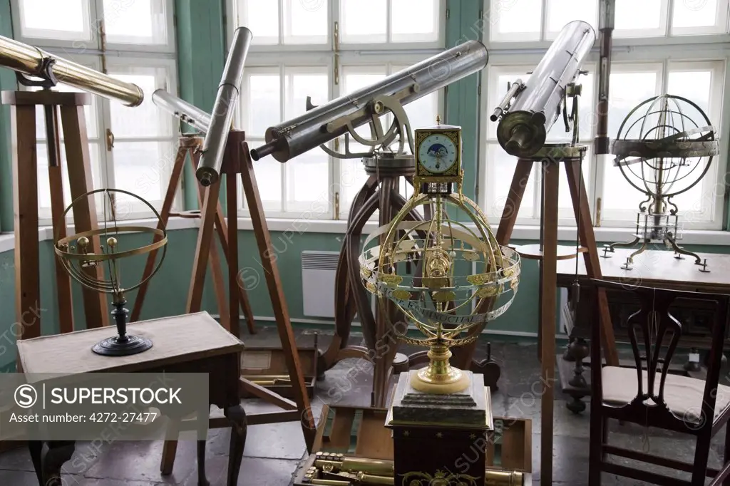Russia, St Petersburg.  Instruments of astronomy, in the observatory of the Kunstkamera Museum.  St Petersburg, Russia.