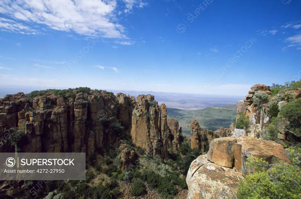 Valley of Desolation, a wind-eroded area of dolerite peaks, pillars and balancing rocks