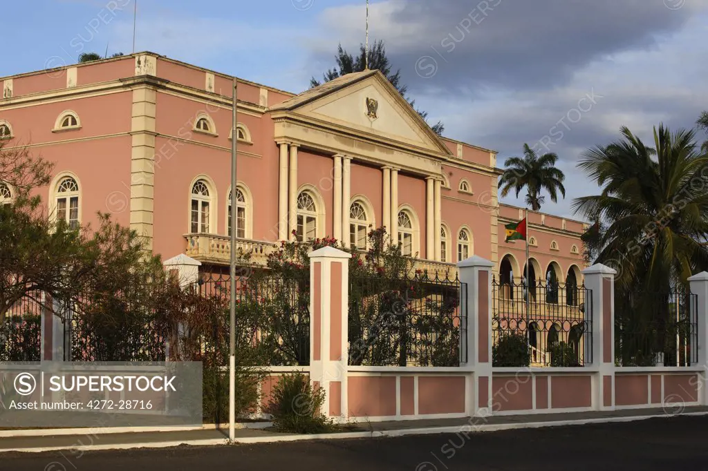 The Presidential Palace in the City Sao Tome. It was the Governors Palce until 1975 when Sao Tome was given its independence. It was built at the turn of the 19th Century. Today it is the location of the Presidents office. No one lives there.
