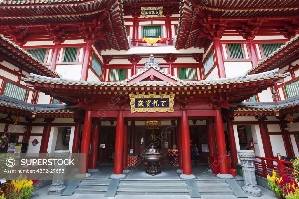 Singapore, Singapore, Chinatown.  Buddha Tooth Relic Temple and Museum.